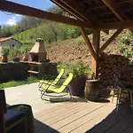 Lama-gite-des-puys Ecologique A 30km Des Pistes, Visite Aux Lamas Charge Ve Montaigut-le-Blanc