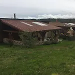 Lama-gite-des-puys Ecologique A 30km Des Pistes, Visite Aux Lamas Charge Ve بيت للعطل