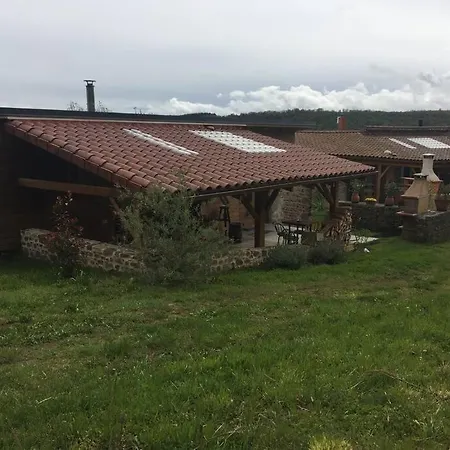 Lama-gite-des-puys Ecologique A 30km Des Pistes, Visite Aux Lamas Charge Ve Tatil Evi