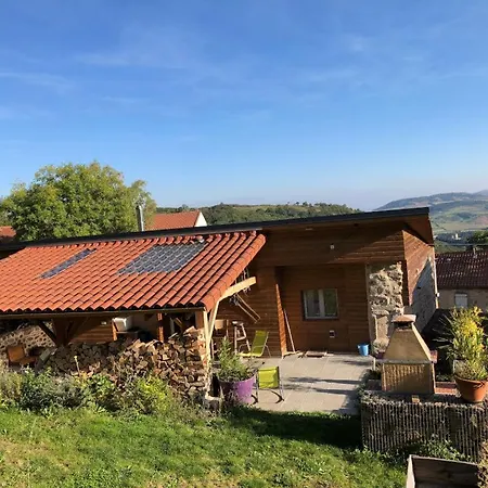 بيت للعطل Lama-gite-des-puys Ecologique A 30km Des Pistes, Visite Aux Lamas Charge Ve Montaigut-le-Blanc (Puy-de-Dome)