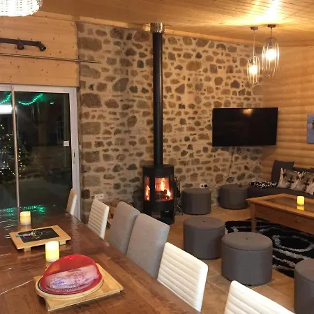 Tatil Evi Lama-gite-des-puys Ecologique A 30km Des Pistes, Visite Aux Lamas Charge Ve Montaigut-le-Blanc (Puy-de-Dome)