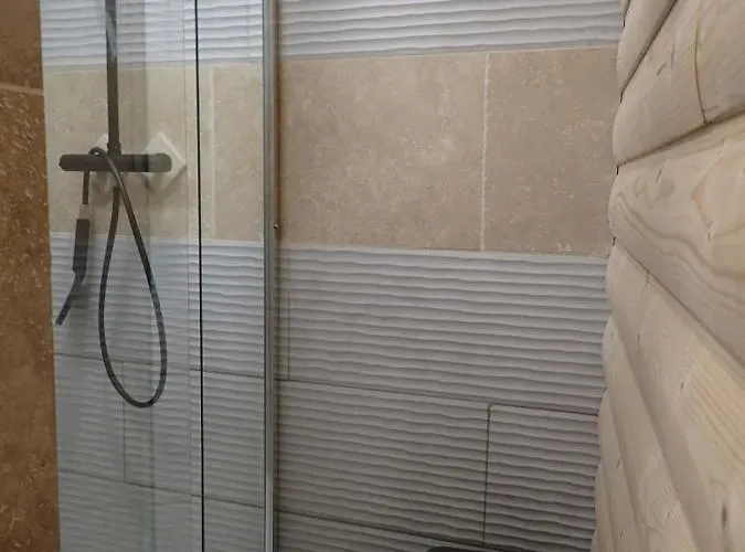 Lama-gîte-des-puys écologique à 30km Des Pistes, Visite Aux Lamas Charge Ve Casa de Férias